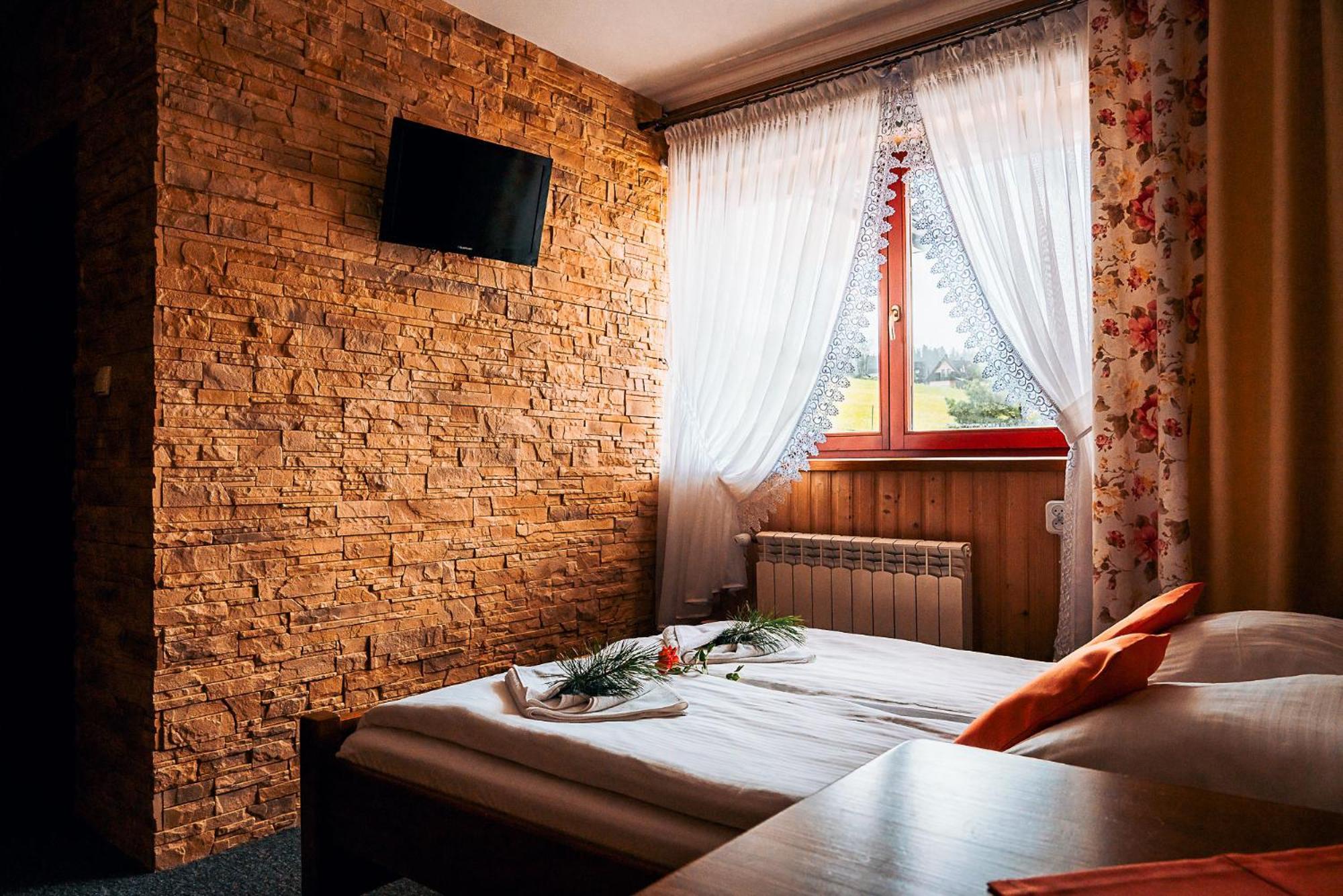 Pokoje Goscinne U Bronka Ciche Małe 외부 사진